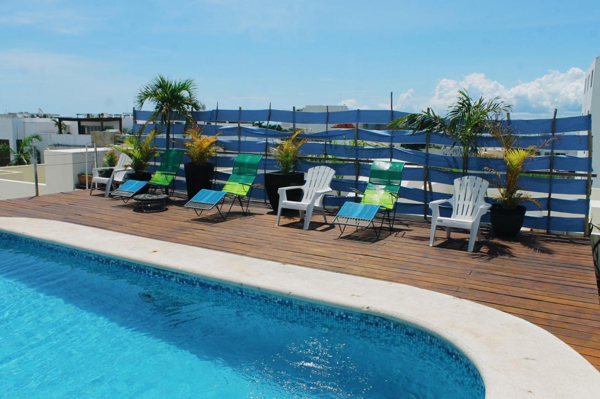Encanto Riviera Apartahotel